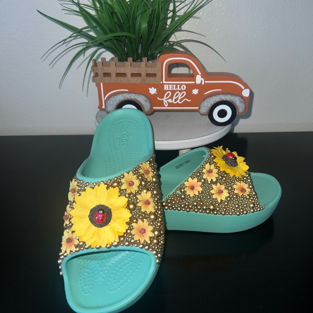 Sunflower embellished‎ Jade platform Crocs Bohemian Hippie Trend
